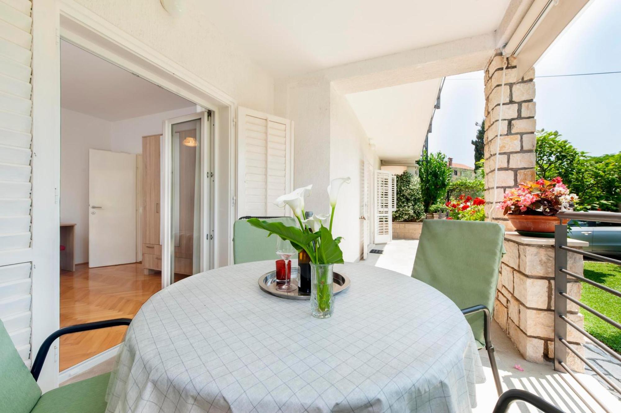 Magnolia Apartment *